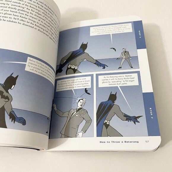 2005 The Batman Handbook The Ultimate Training Manual By Scott Beatty - Picture 16 of 16